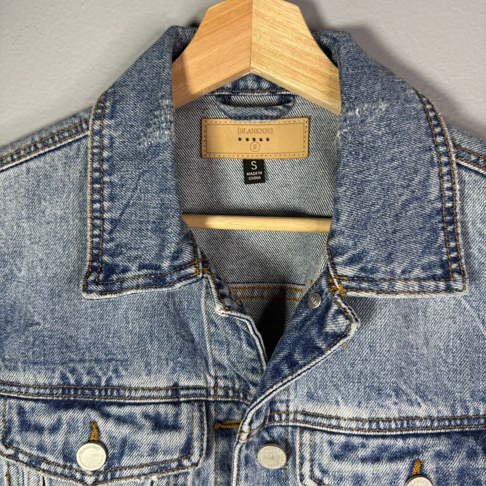 BLANKNYC Crystal Rhinestone Fringe Cropped Denim Vest Light Wash Size Small - Picture 2 of 7